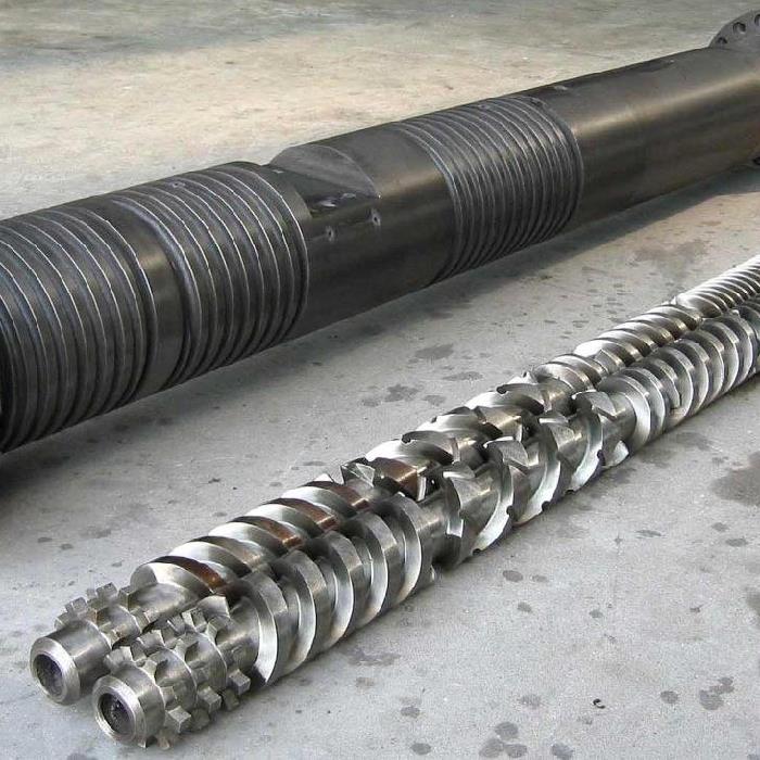 Selari berkembar skru setong